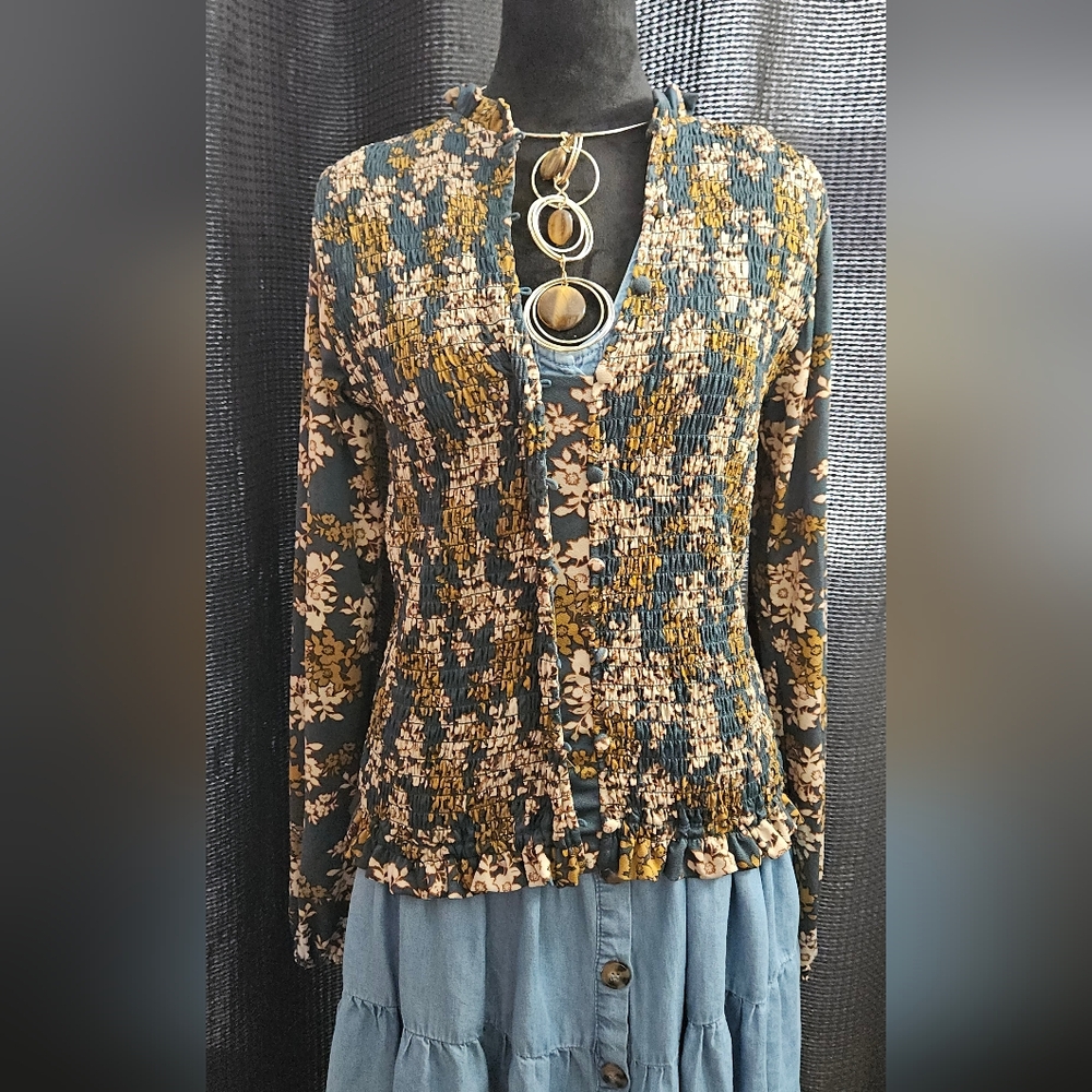 Gimmicks Shirt From Buckle Size Large Nwt